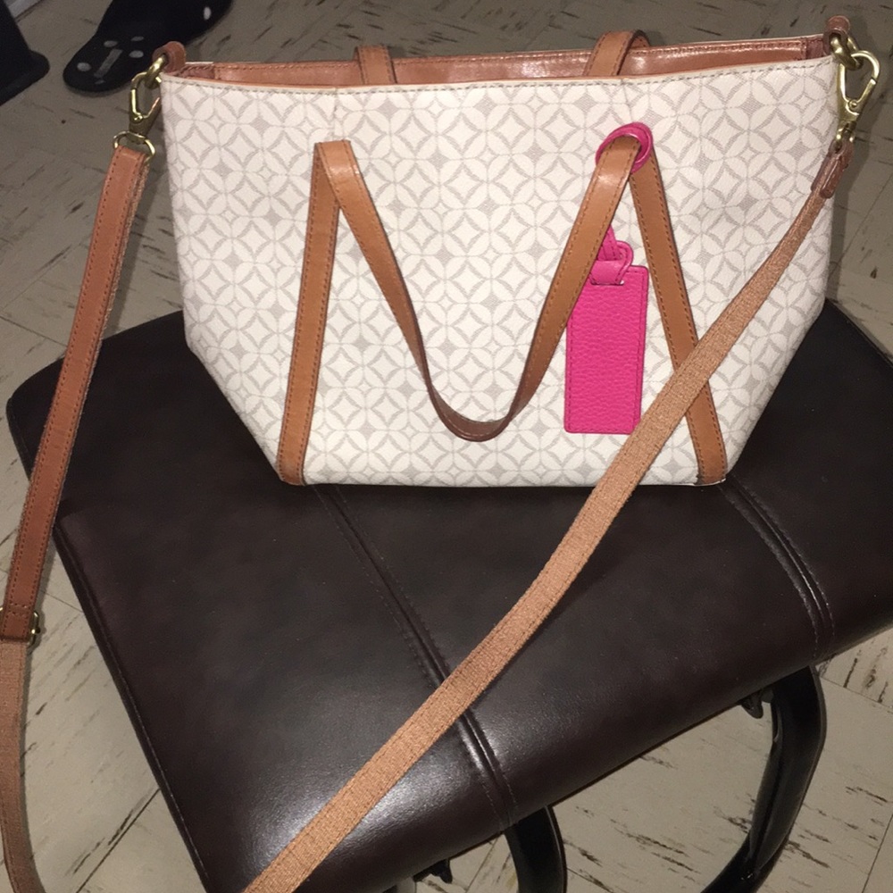 Fossil purse for sale!!